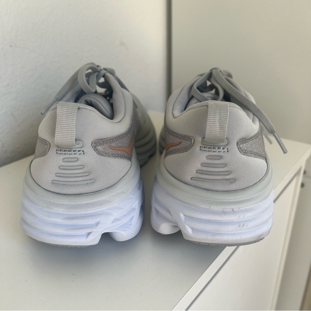 Hoka Gray and Pink Bondi 8 Sneakers in Harbor Mist / Lunar Rock - Picture 5 of 8